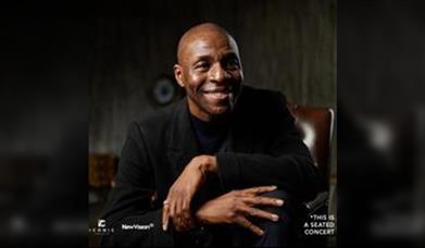 Tunde Baiyewu, Lighthouse Family