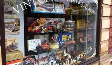 Classic Collectables
