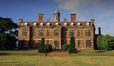 Outside view of Sudbury Hall