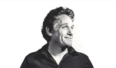 Tom Stade ‘Naughty By Nature‘