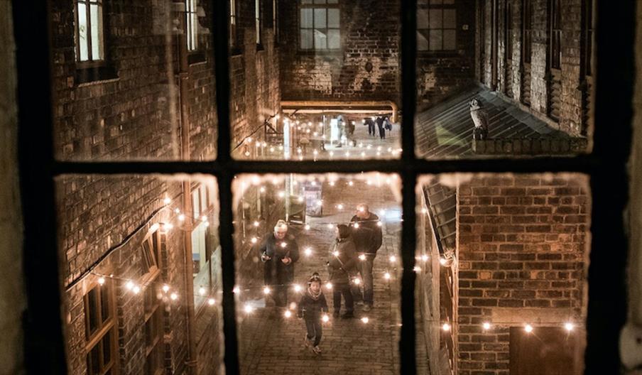 Christmas Light Switch On at Middleport Pottery
