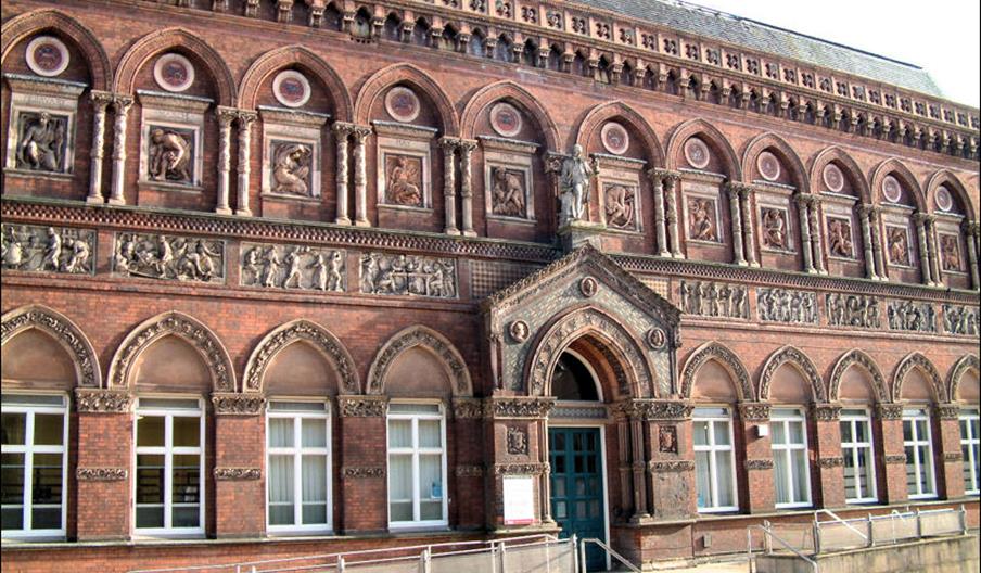 Image shows the exterior of The Wedgwood Institute in Burslem, Stoke-on-Trent