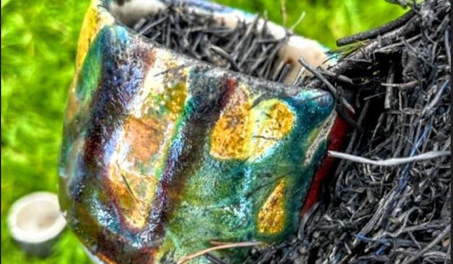 An example of a magnificent pot, decorated using the raku technique