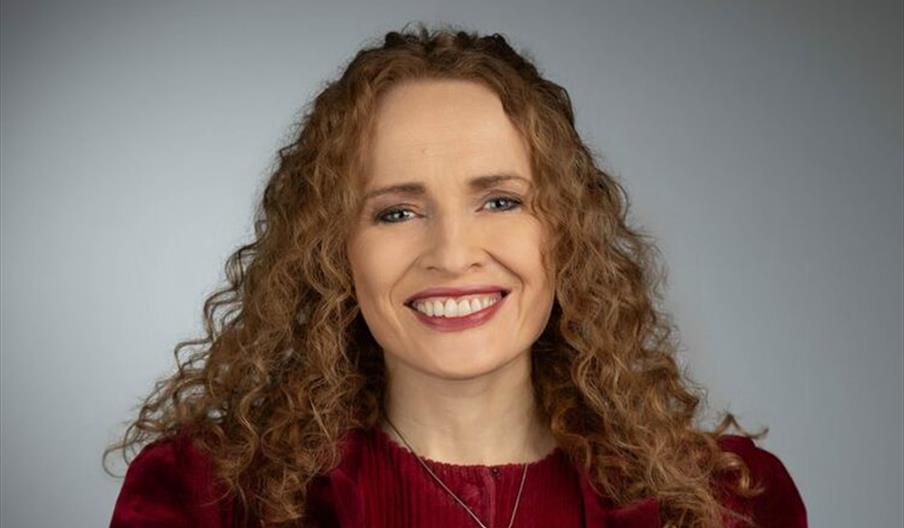 Professor Kate Williams: The Truth About Royal Women: Secrets & Scandals, Politics & Power