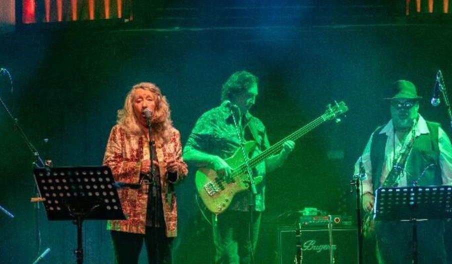 Jacqui Mcshee's Pentangle