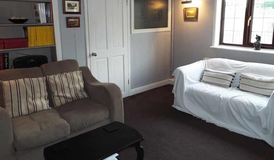 Overton Bank Lounge