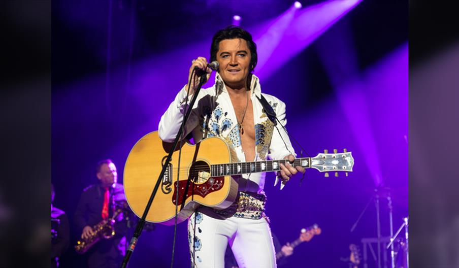 Ben Portsmouth: Elvis - The King is Back