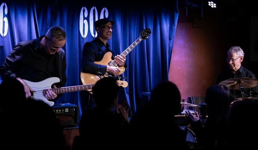 Pete Roth Trio featuring Bill Bruford