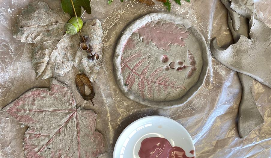 Autumnal Trinket Workshop