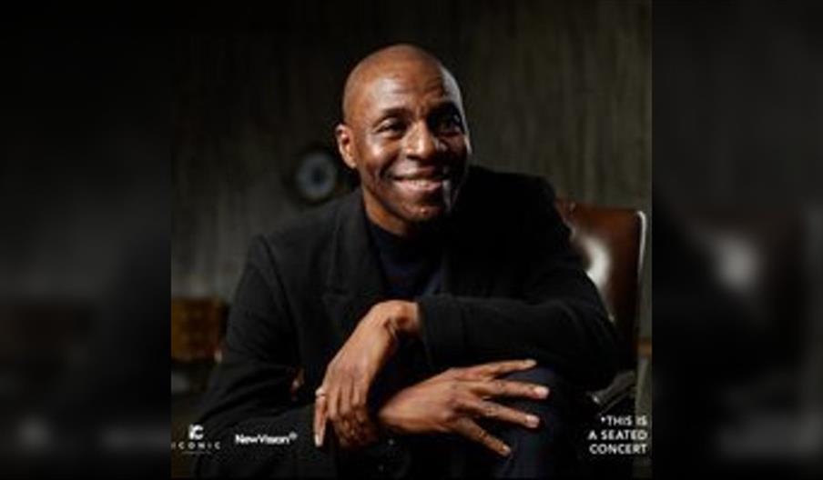 Tunde Baiyewu, Lighthouse Family