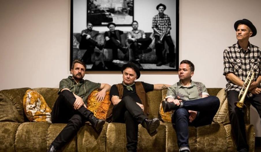 Dean Owens & the Sinners