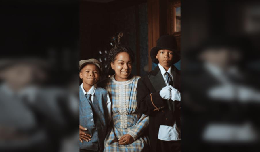 Save the Date: Costumed Victorian Photo Shoot