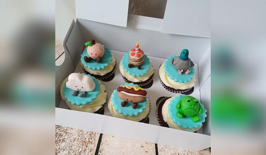 NEW: Junior Jelly Cat-inspired Cupcakes