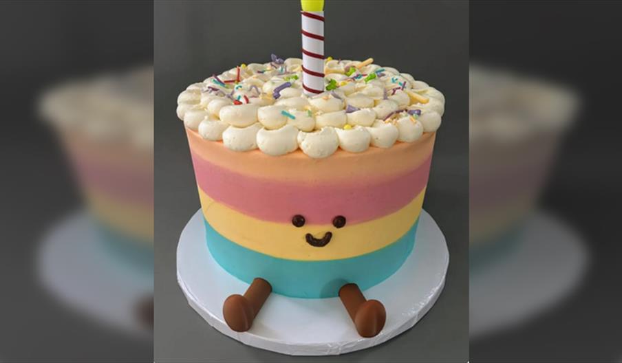 NEW: Junior Jelly Cat-inspired Cake