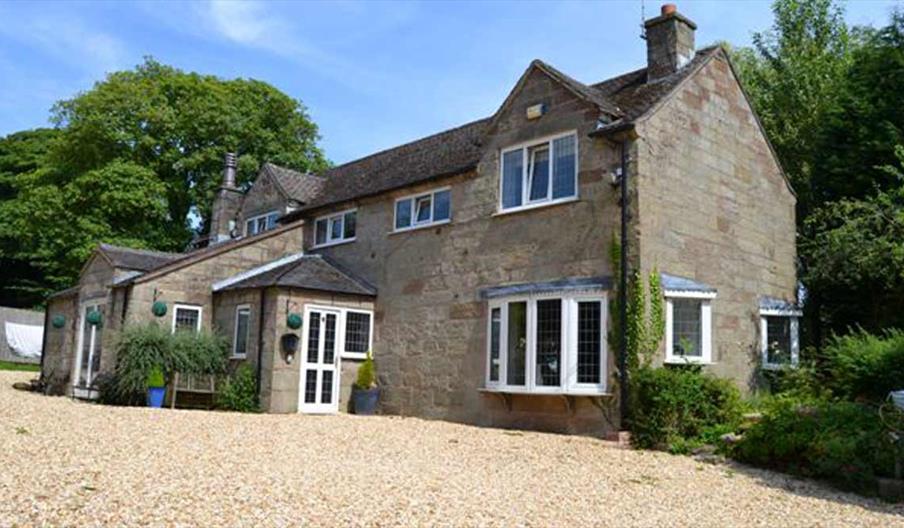 Farley Court Cottages