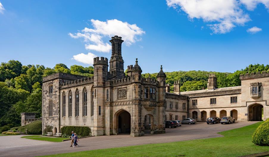 image of YHA Ilam Hall by Cliff Salt