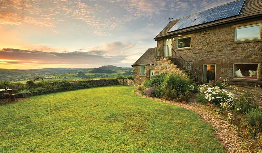 Peak Cottages