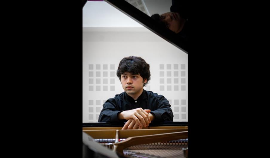 Adbaston Community Concert Society present: Virtuoso pianist: SEAN GODDEN