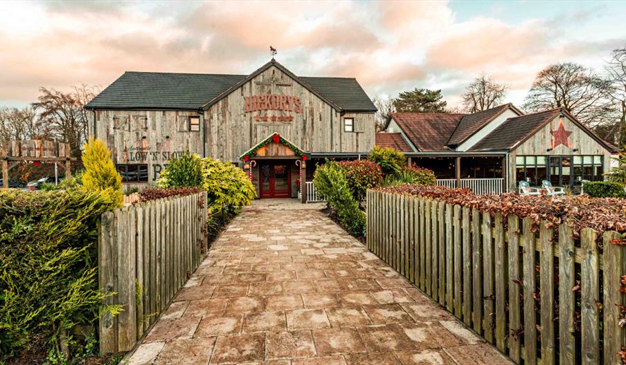 Hickory's Smokehouse Restaurant exterior image