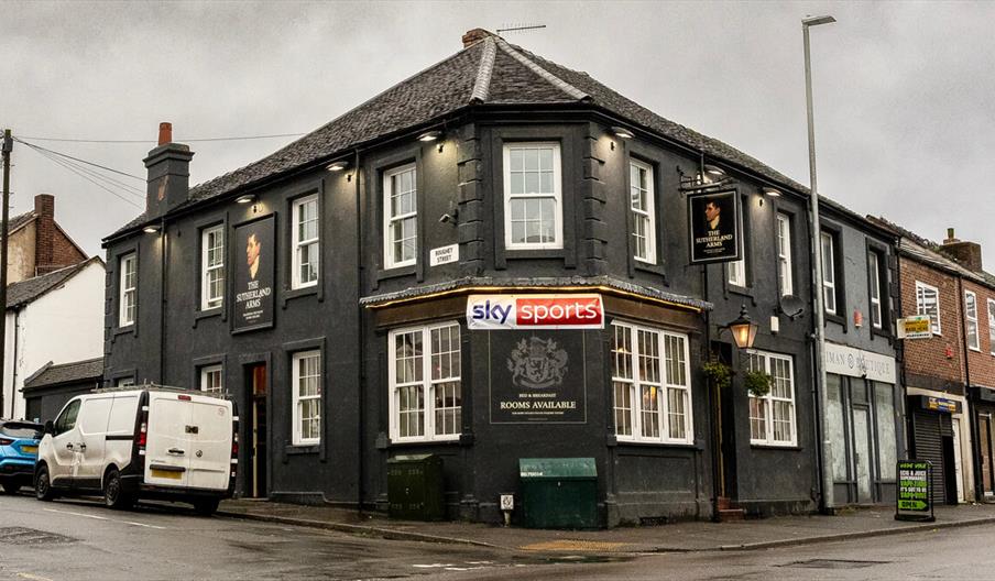 The Sutherland Arms, captured from across the road on a grey, rainy day