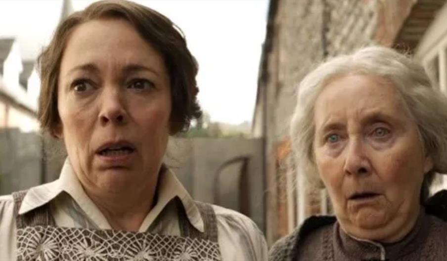 two female actors from the film Wicked Little Letters