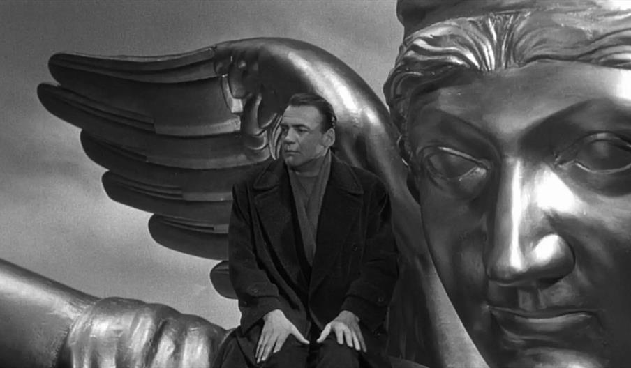 Wings of Desire (15)
