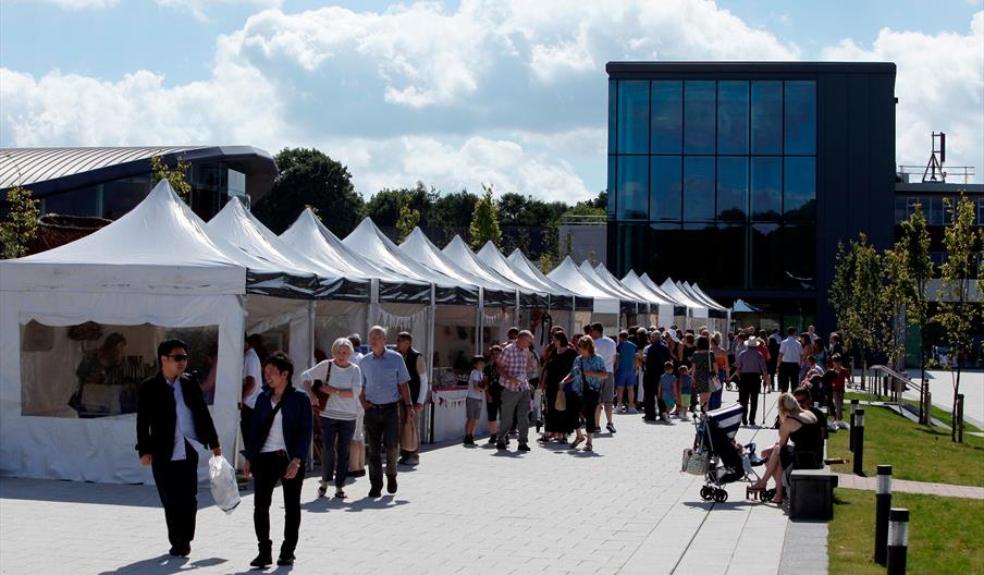 The Artisan Market