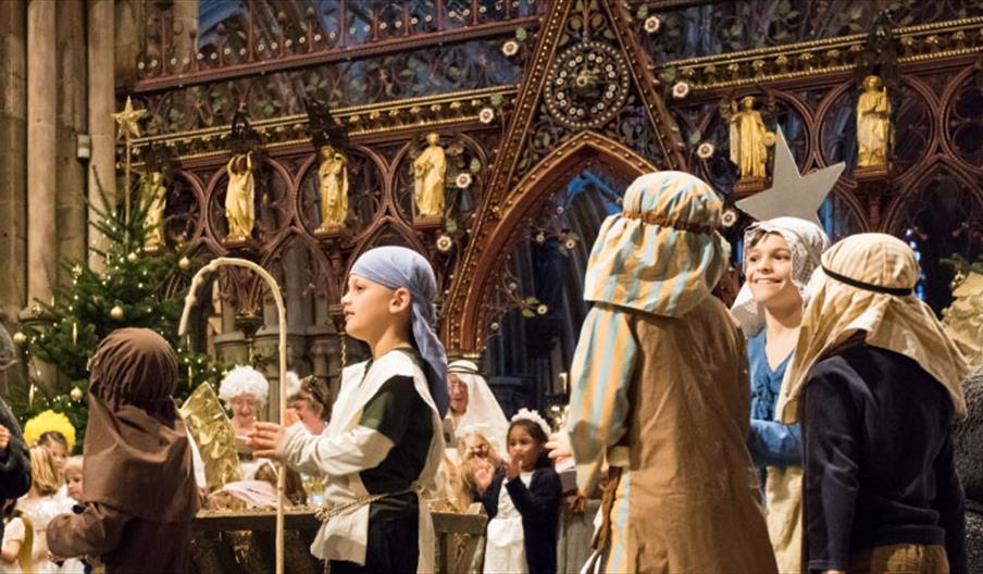 Crib & Christingle Service