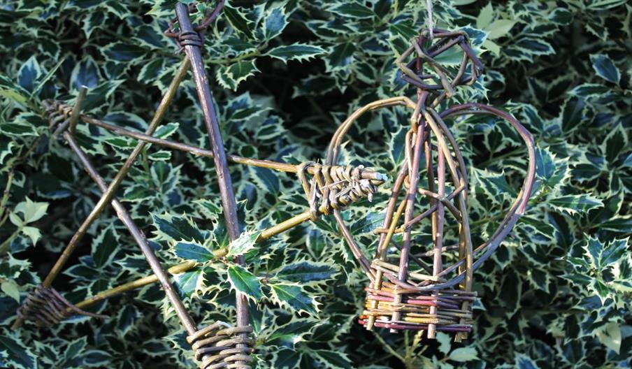 Create a Christmas willow decoration for your home at Middleton Lakes, Staffordshire