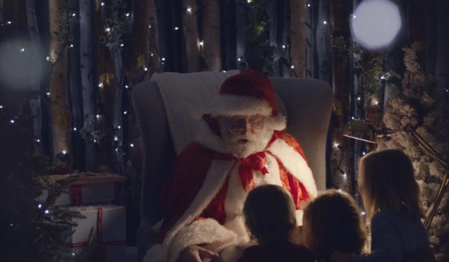 Story Time in Santa's Grotto