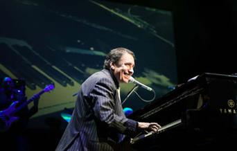 Jools Holland and His Rhythm & Blues Orchestra