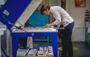 image of Sarah Myatt in her studio