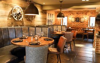Three Horseshoes Country Inn