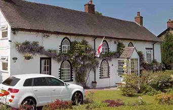 Wisteria Cottage B&B