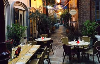 Leek Bar and Grill
