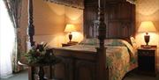 Four poster bedroom